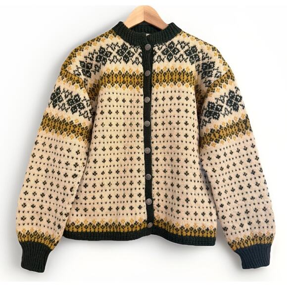 1960s Handknit Norwegian Wool Cardigan Peer Gynt Fair Isle Size S Pewter Buttons - Picture 1 of 13